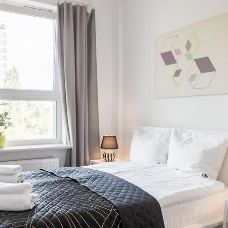 Urban Chic - Pereca - Rondo Onz - Luxury Warsaw Stays - 14 People Exterior foto